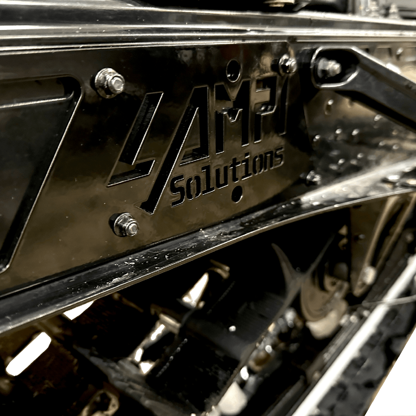 Polaris Axys RMK / SKS 155" bakre stötfångare, halvblank svart