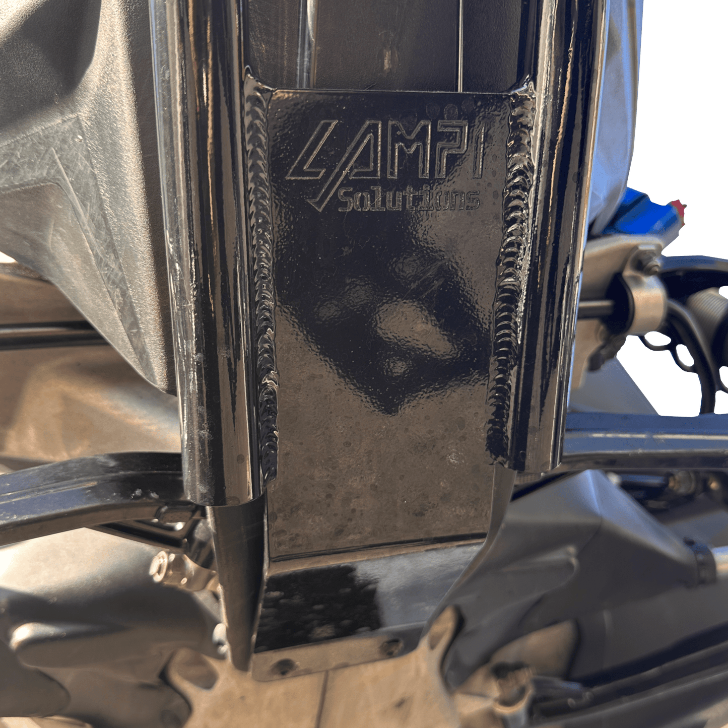 Polaris Axys / Matryx Etupuskuri, Puolikiiltävä musta